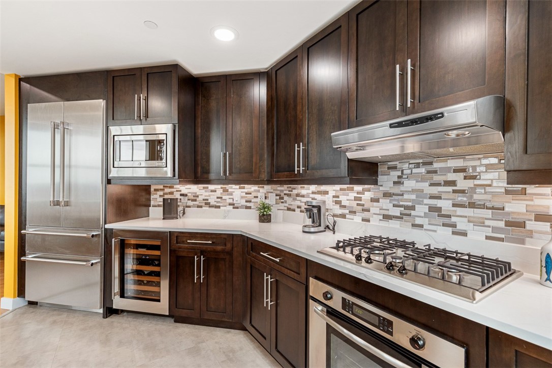 1 W Exchange Street 2103