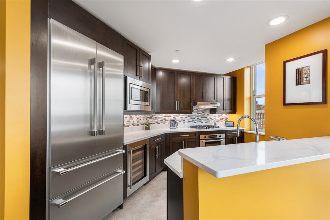 1 W Exchange Street 2103