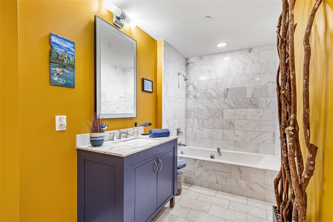 1 W Exchange Street 2103