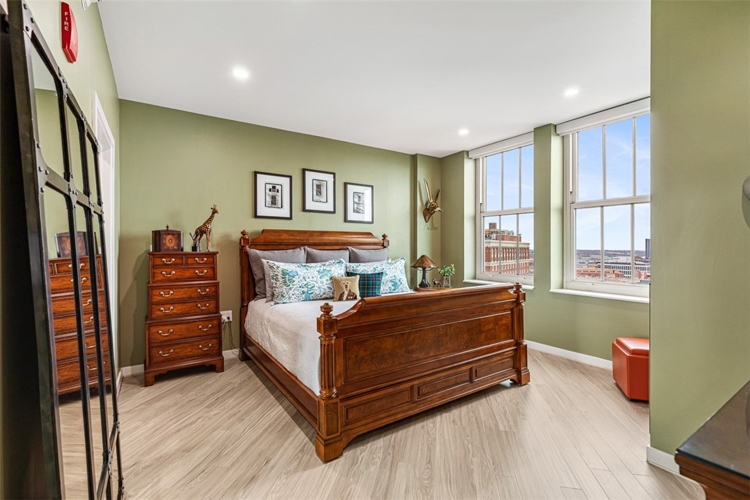 1 W Exchange Street 2103