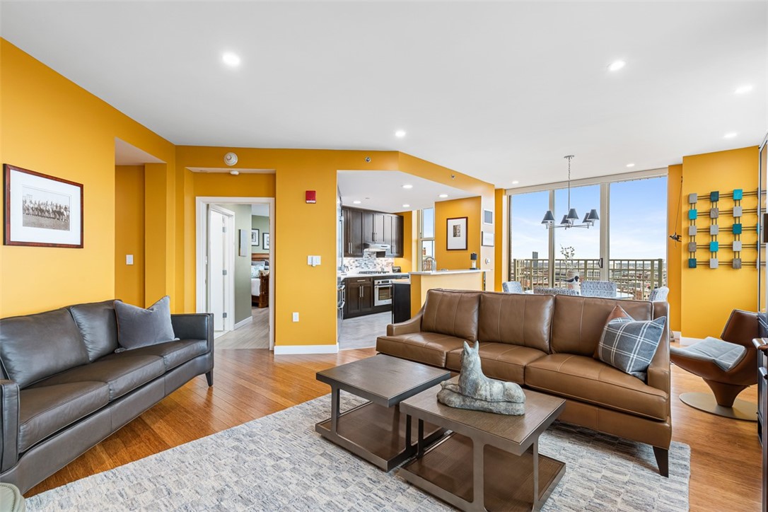 1 W Exchange Street 2103