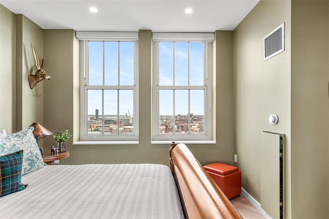 1 W Exchange Street 2103