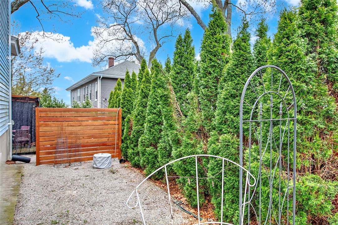 25 Blodgett Avenue