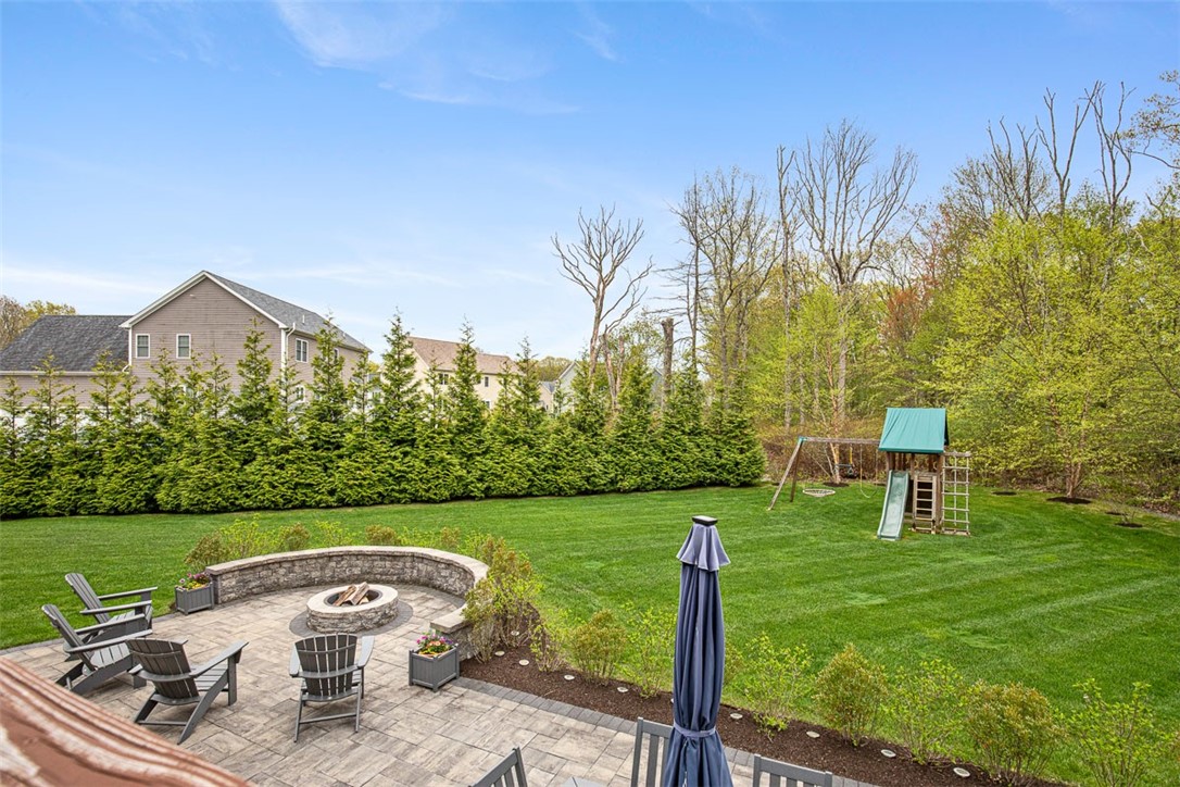 76 Woods Lane