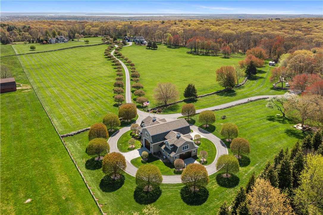 1 Gerald's Farm Drive
