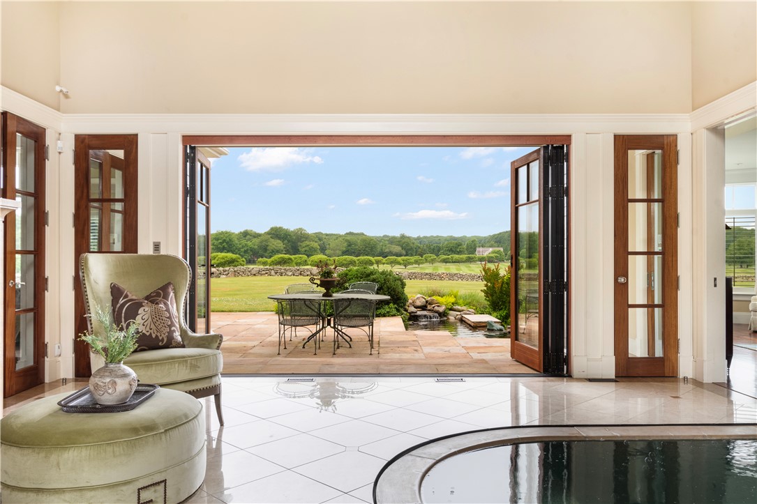1 Gerald's Farm Drive