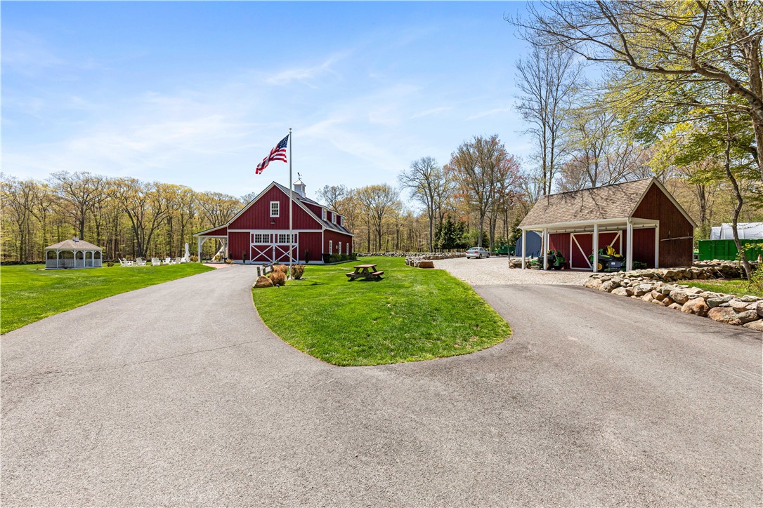 1 Gerald's Farm Drive