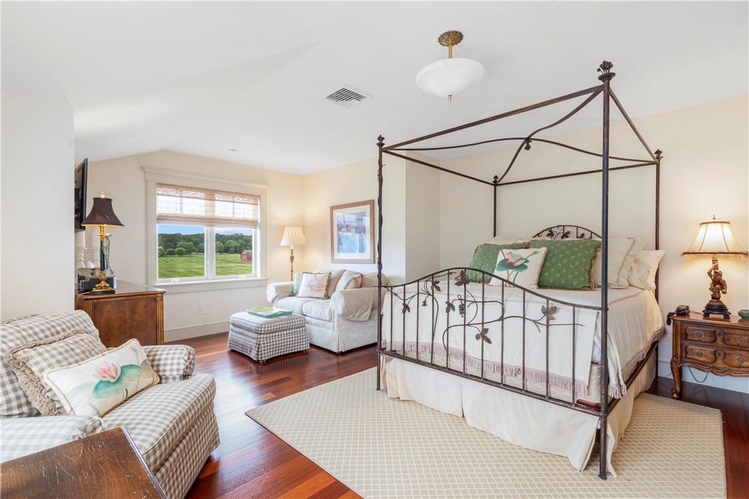 1 Gerald's Farm Drive