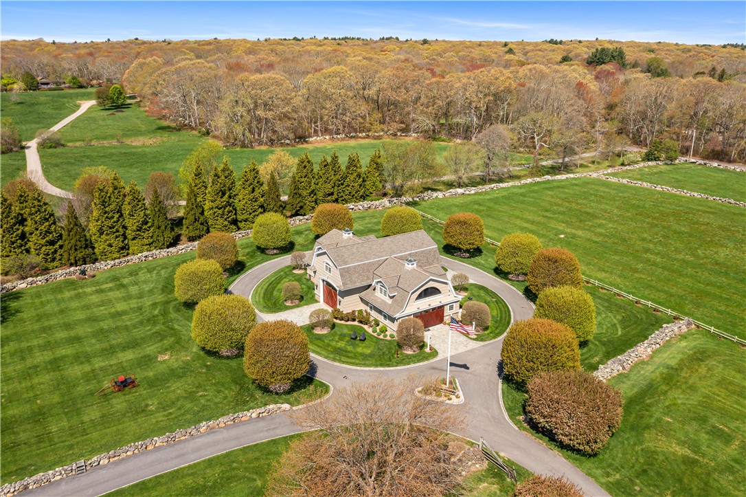 1 Gerald's Farm Drive