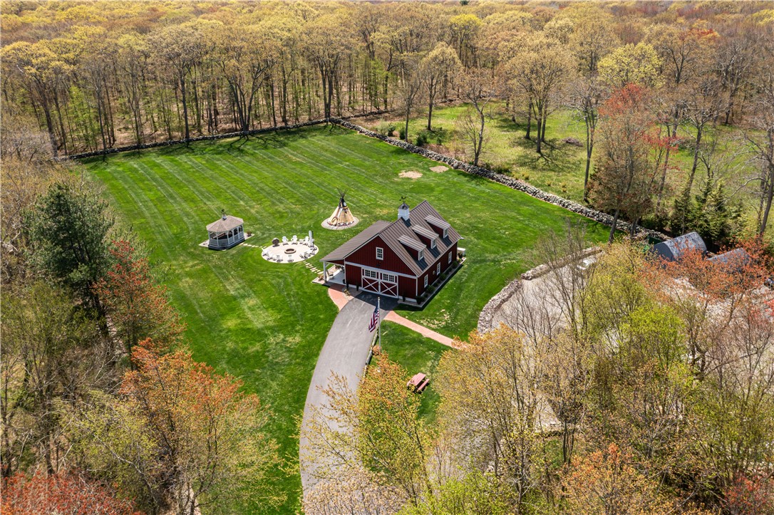 1 Gerald's Farm Drive