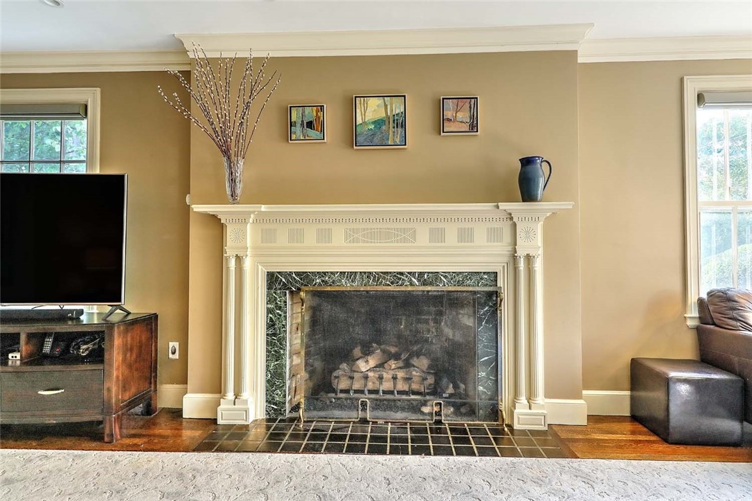 9 Kenilworth Way