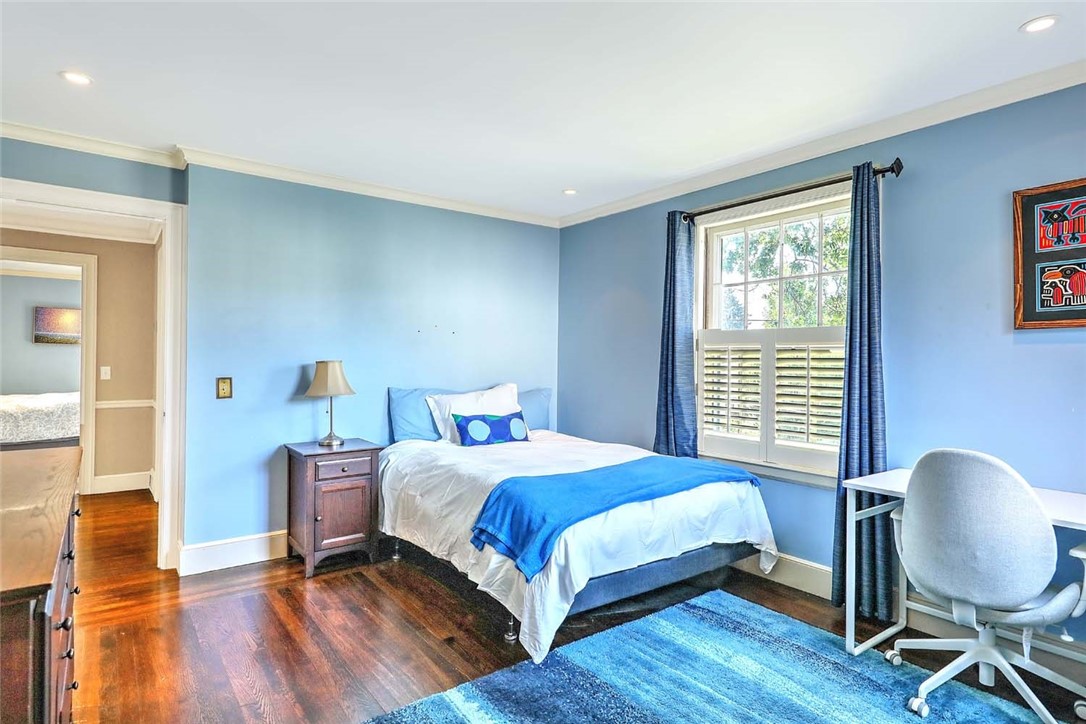 9 Kenilworth Way