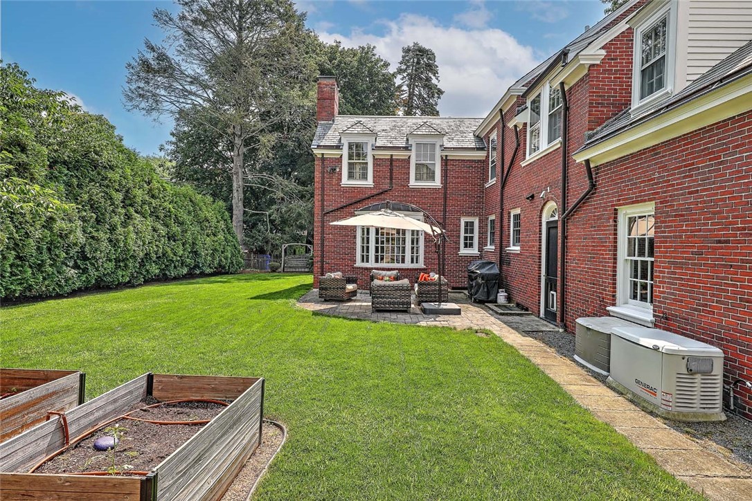 9 Kenilworth Way