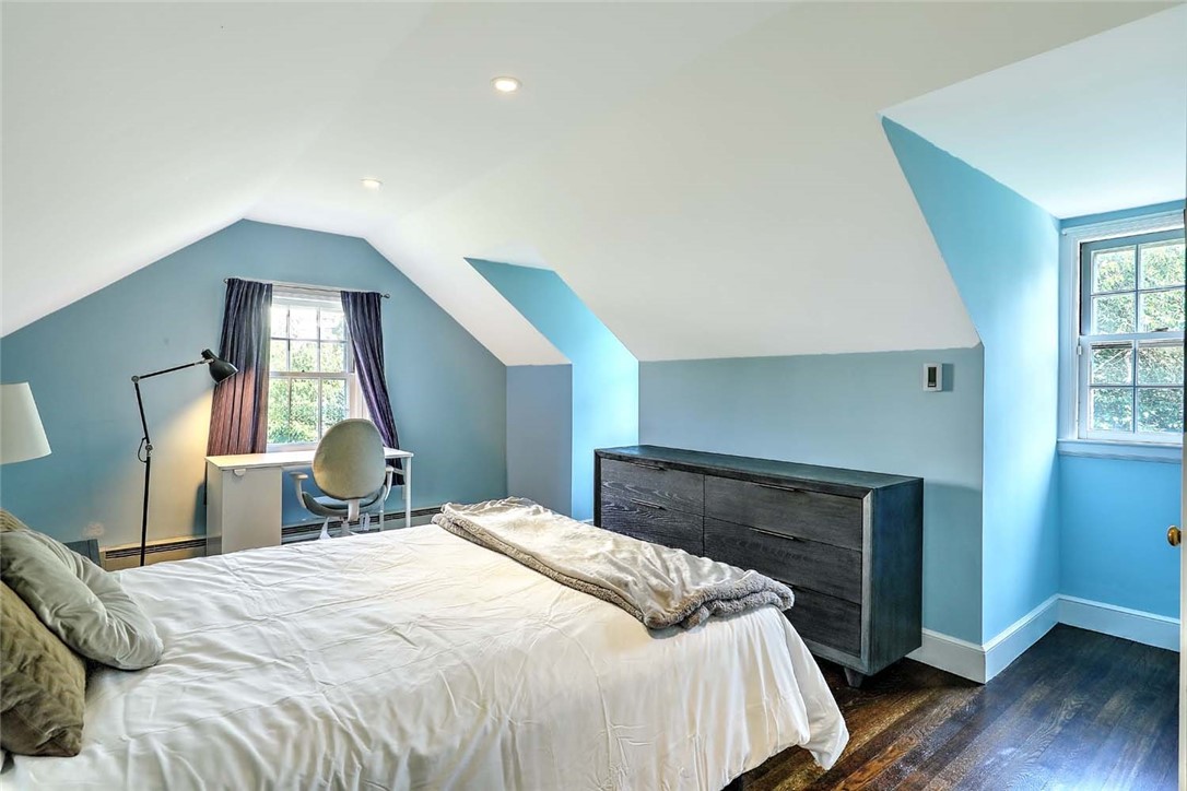 9 Kenilworth Way