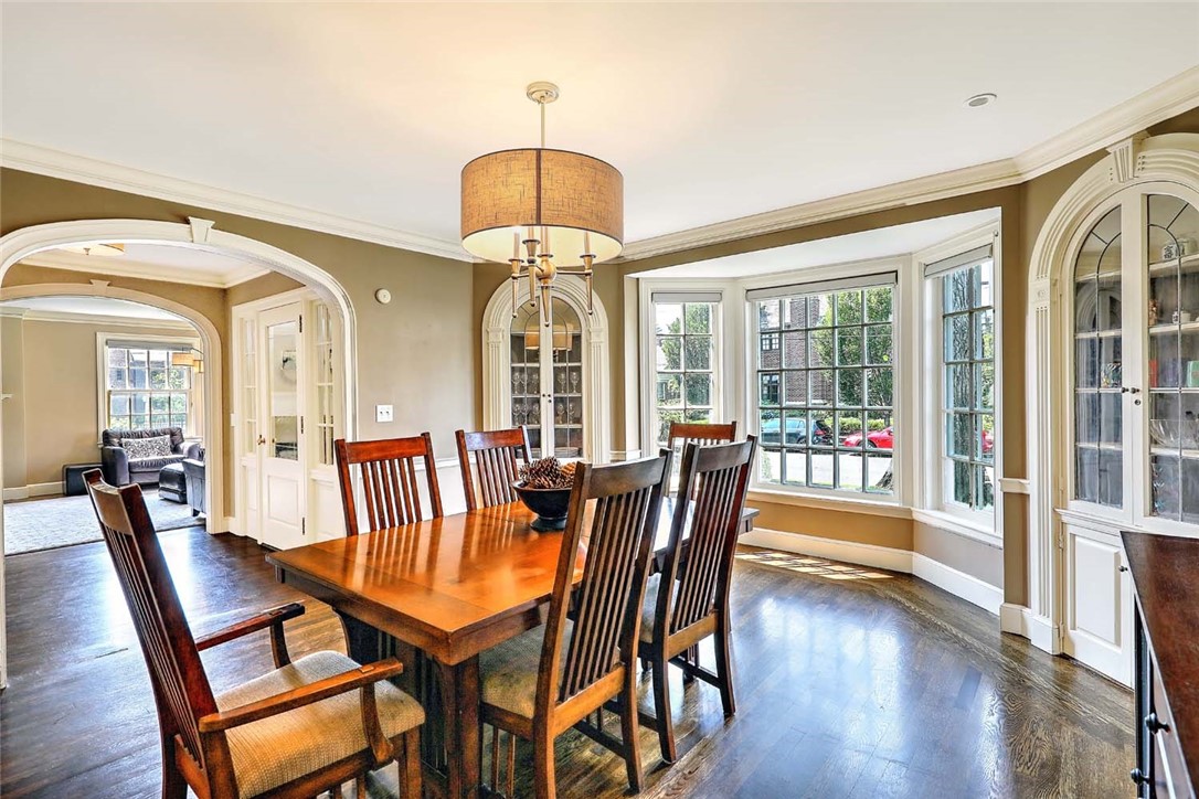 9 Kenilworth Way