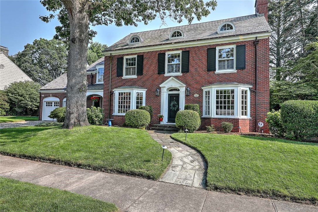 9 Kenilworth Way
