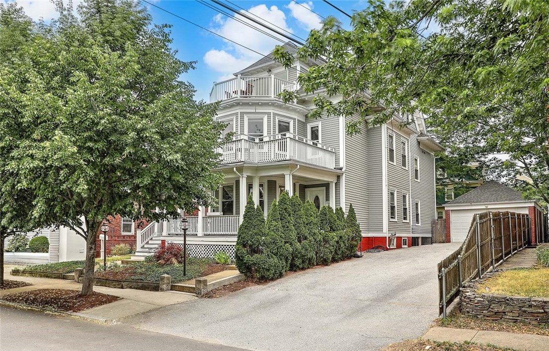 150 Irving Avenue 3