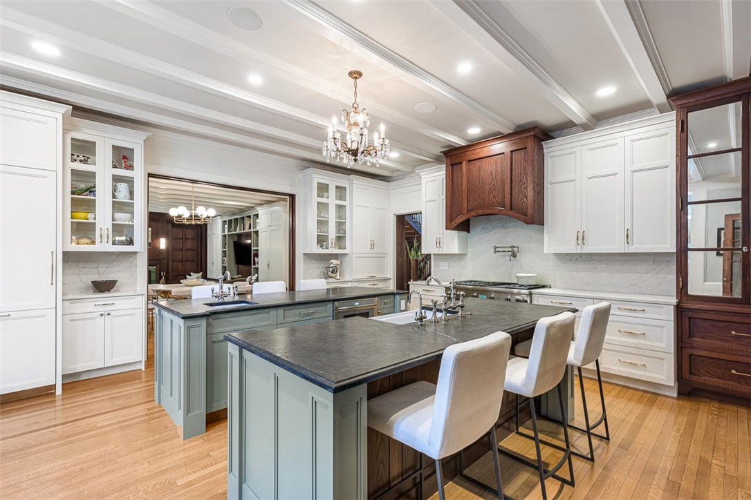 79 Clarendon Avenue