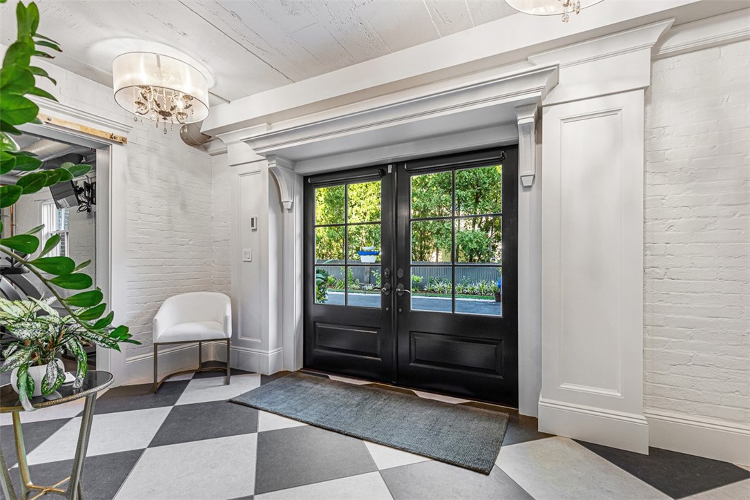 79 Clarendon Avenue