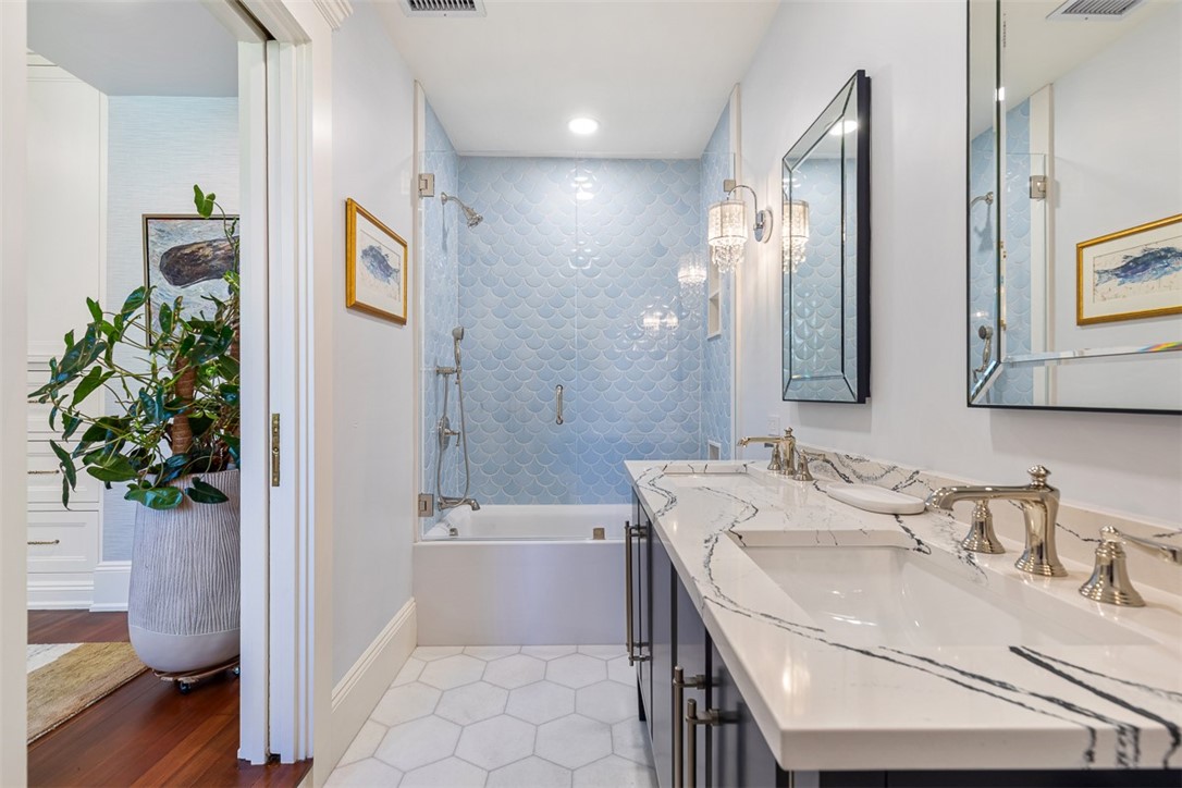 79 Clarendon Avenue