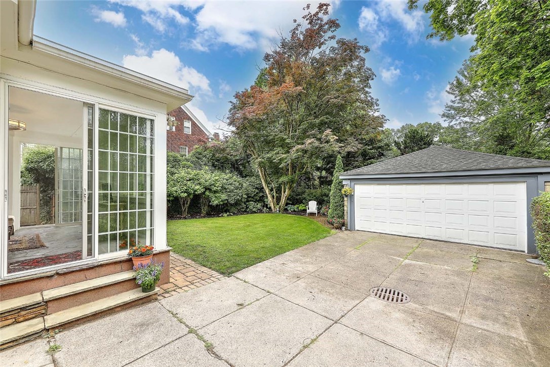 31 Clarendon Avenue