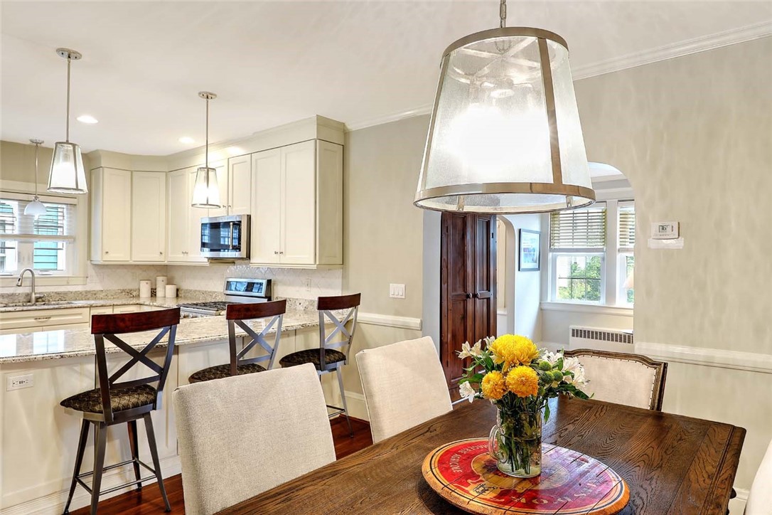 31 Clarendon Avenue