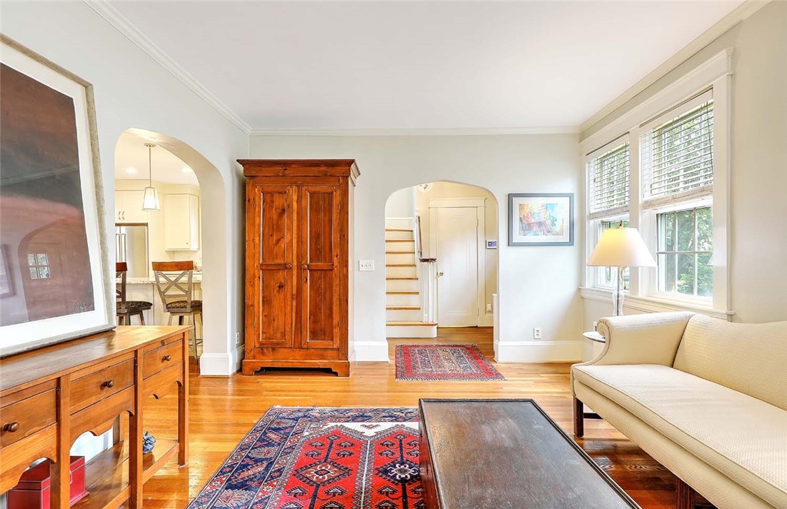 31 Clarendon Avenue