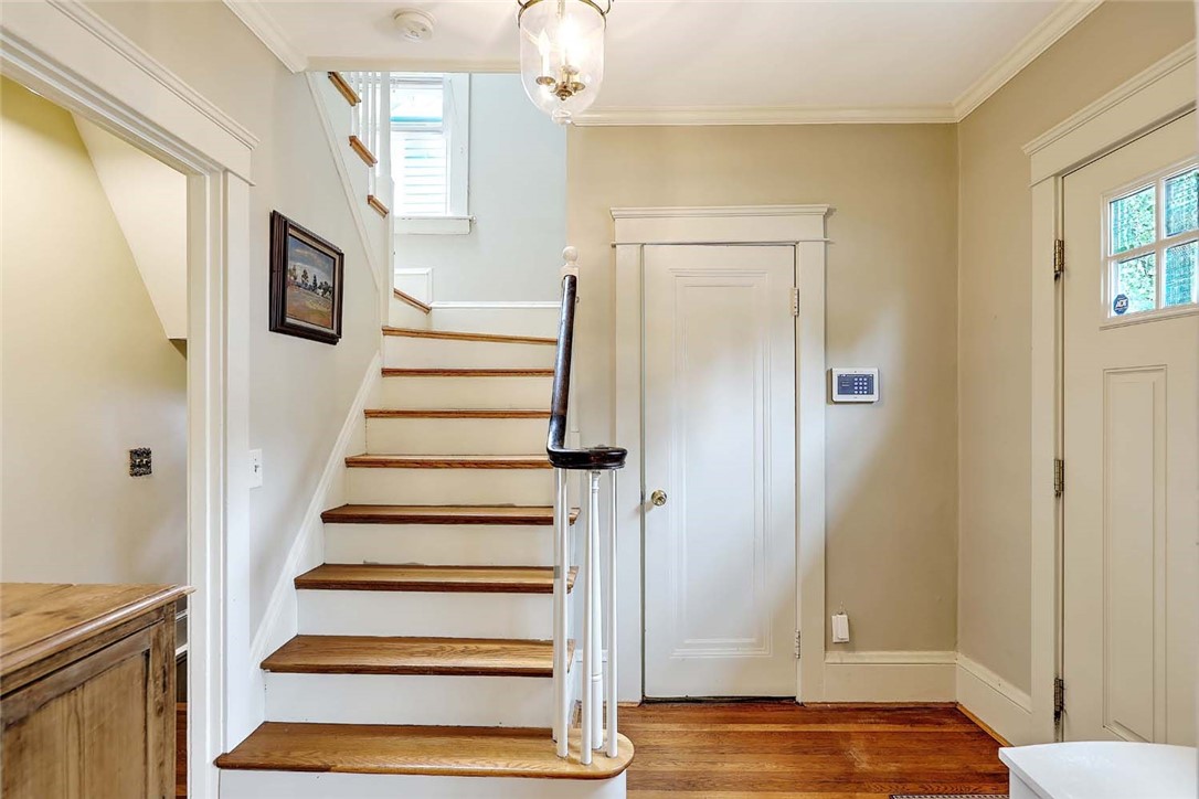 31 Clarendon Avenue