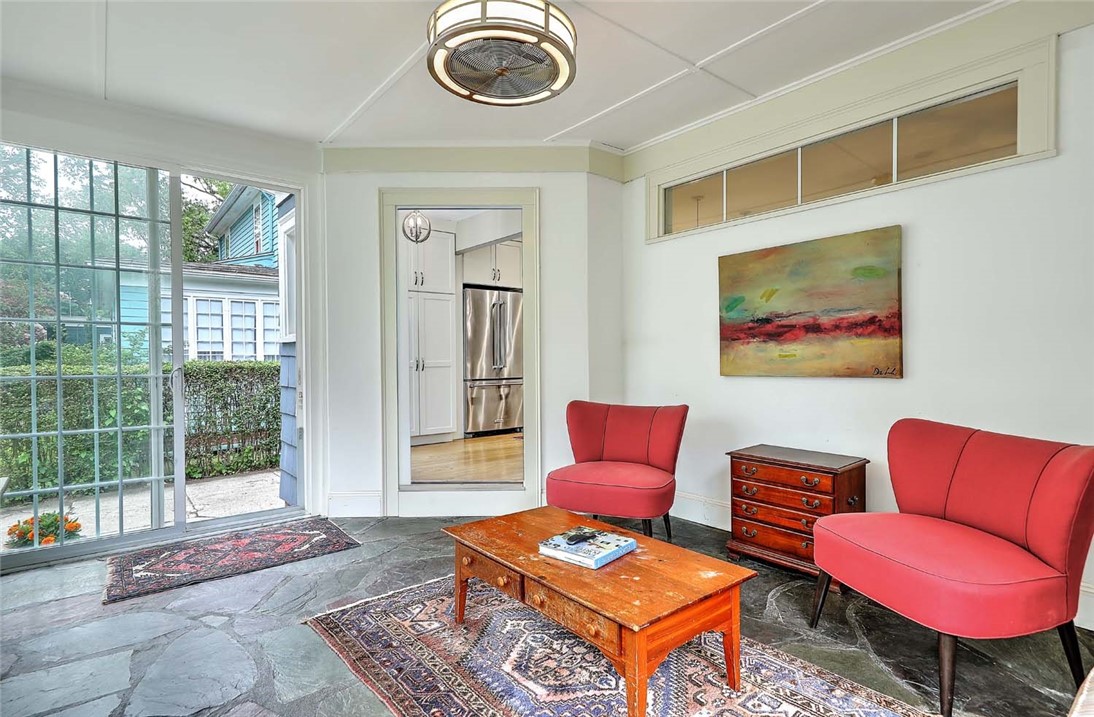 31 Clarendon Avenue