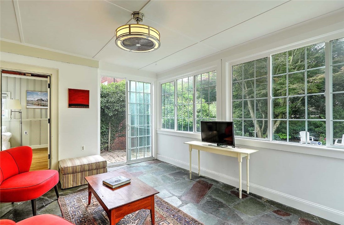 31 Clarendon Avenue