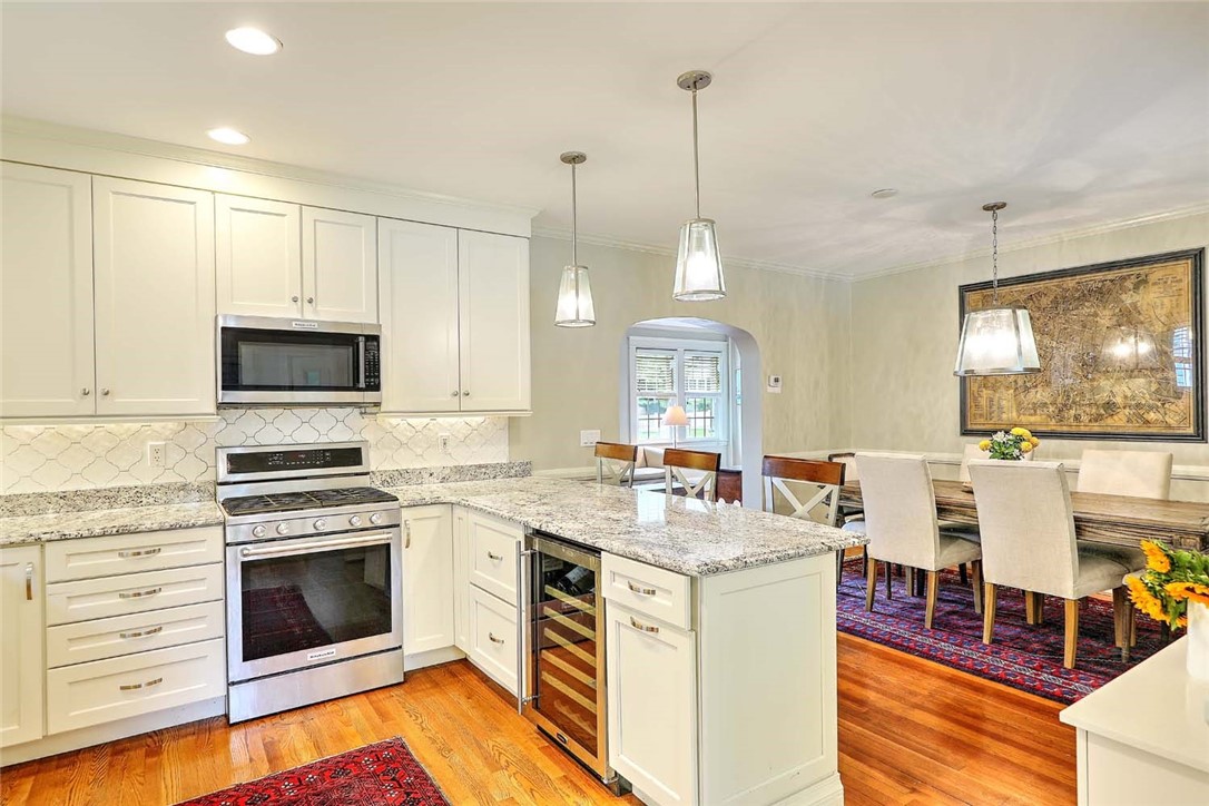 31 Clarendon Avenue
