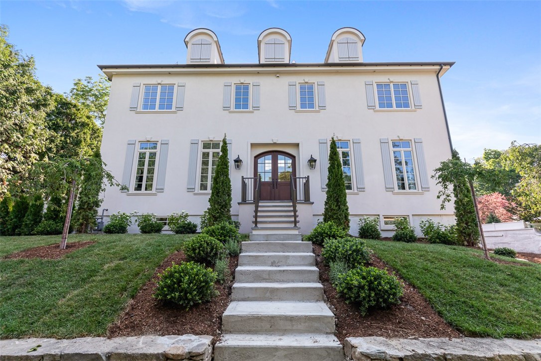 310 Blackstone Boulevard