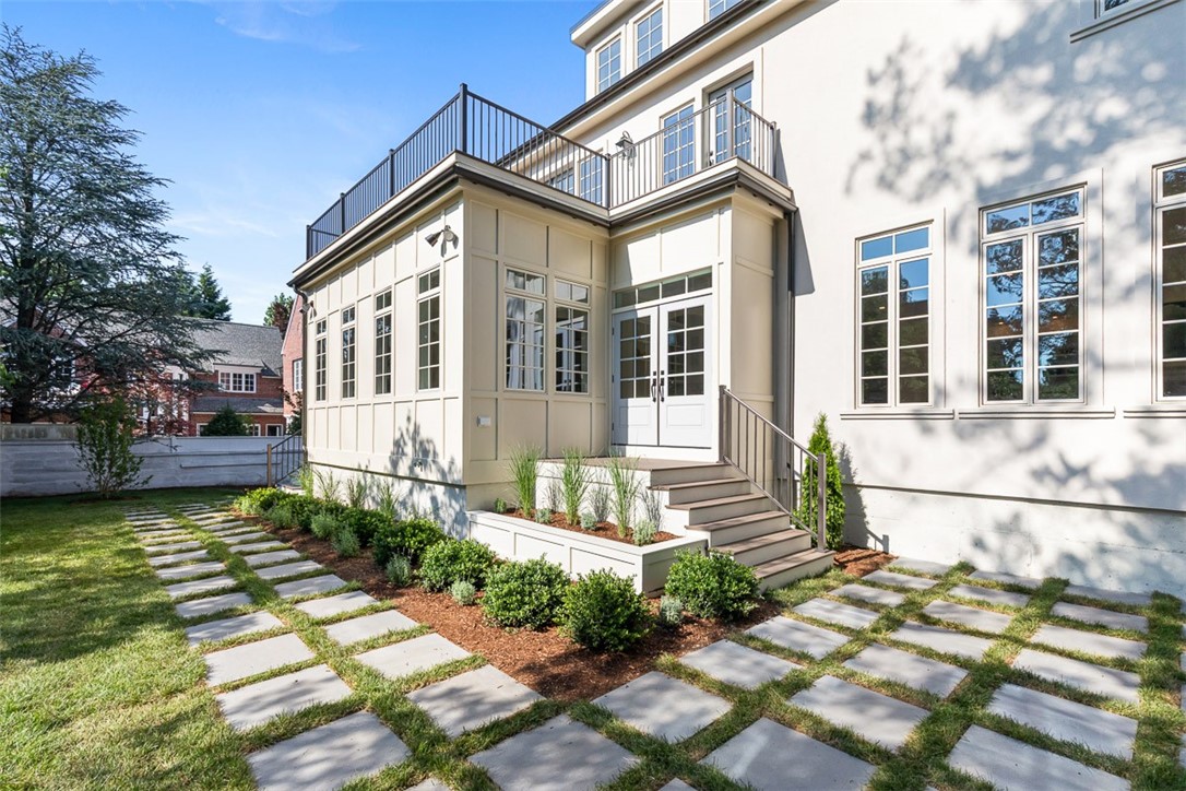 310 Blackstone Boulevard