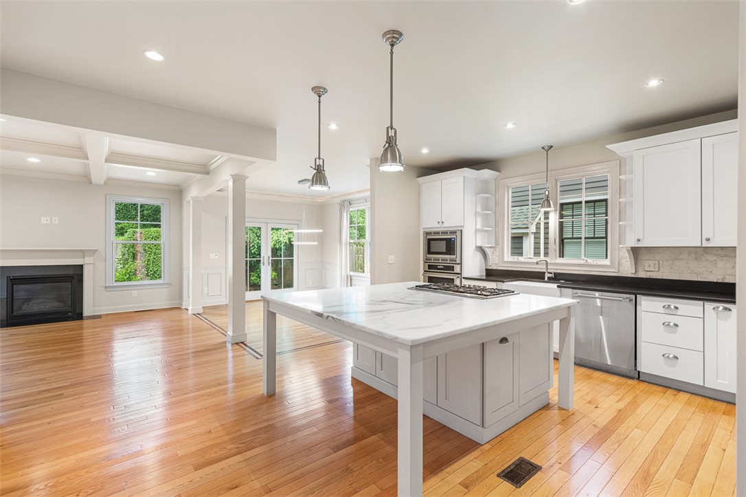 406 Blackstone Boulevard
