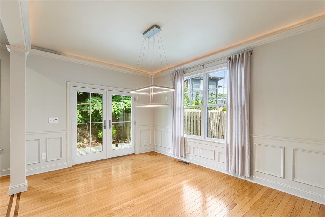 406 Blackstone Boulevard