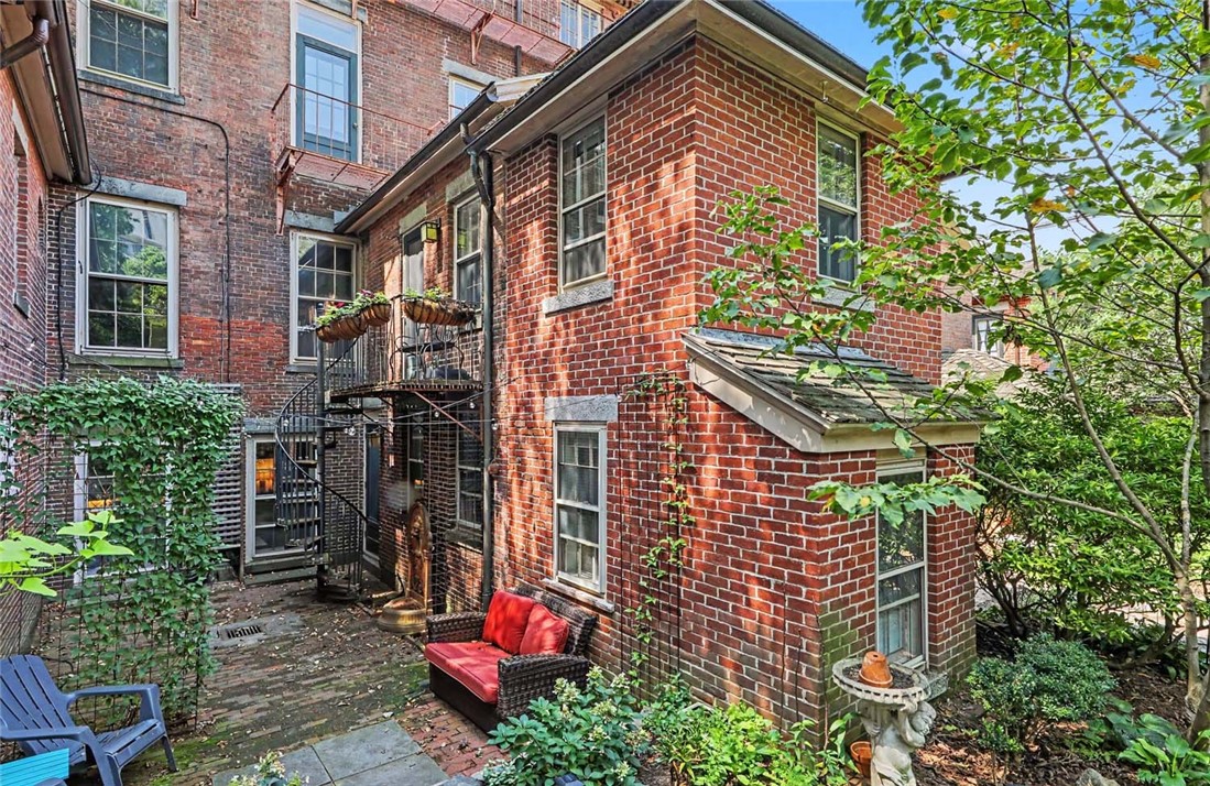 261 Benefit Street 2