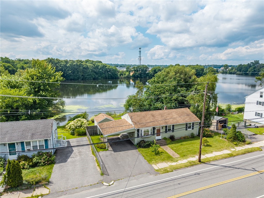 42 Roger Williams Avenue