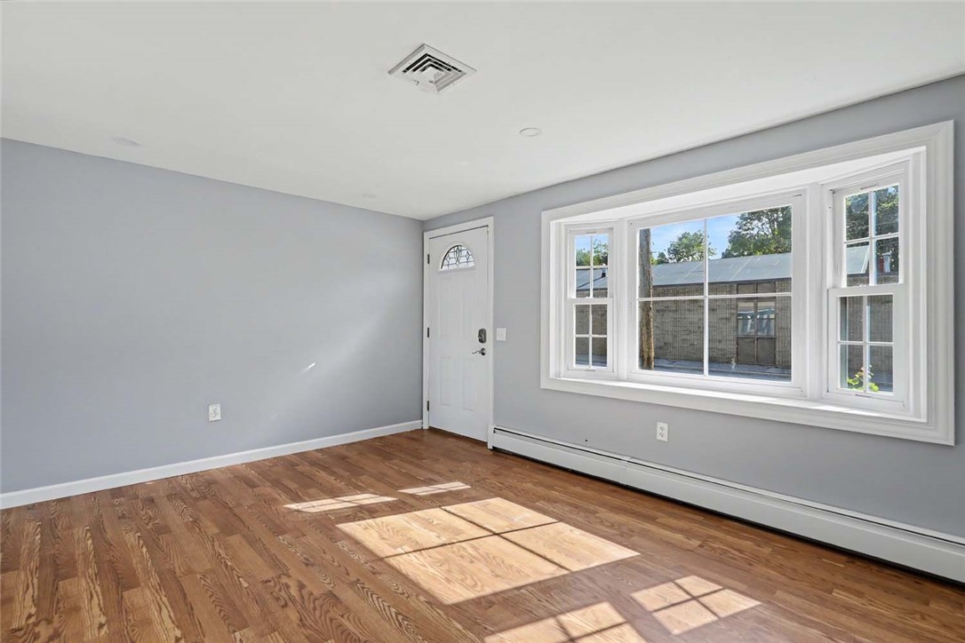 42 Roger Williams Avenue