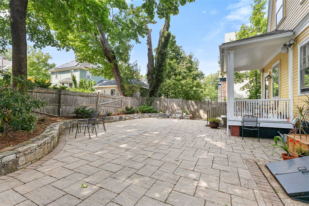 248 Morris Avenue
