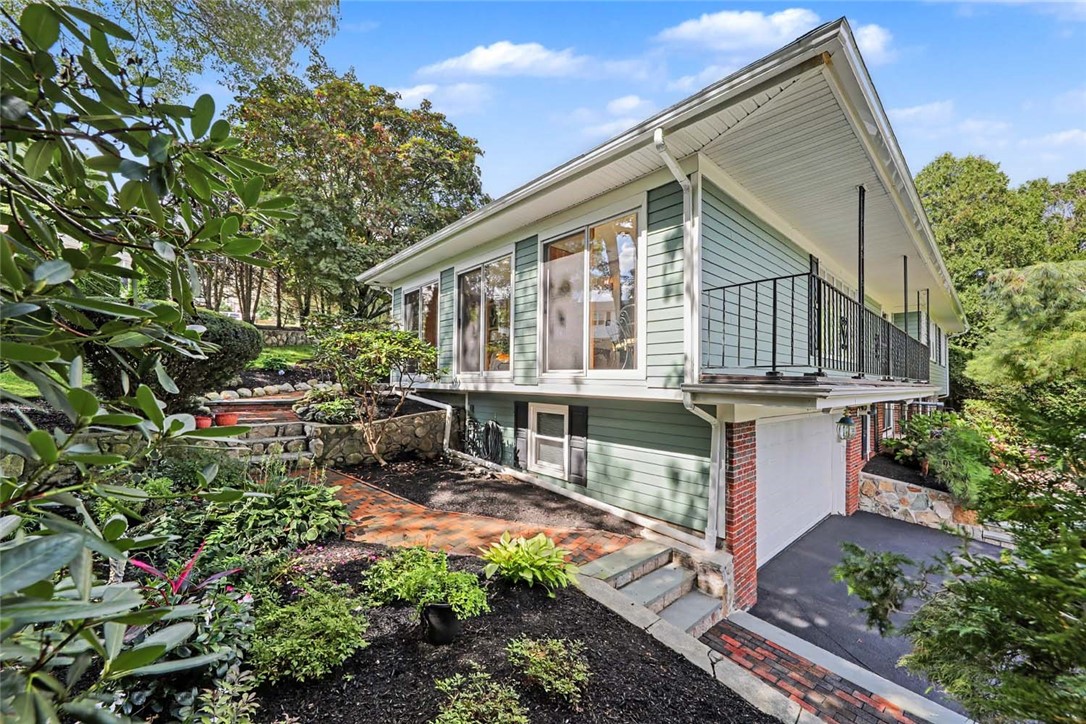 14 Sweet Hill Drive