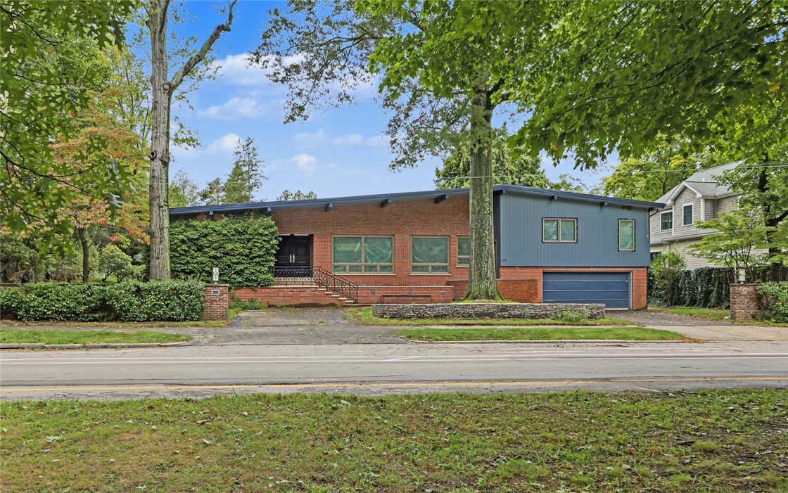 400 Blackstone Boulevard