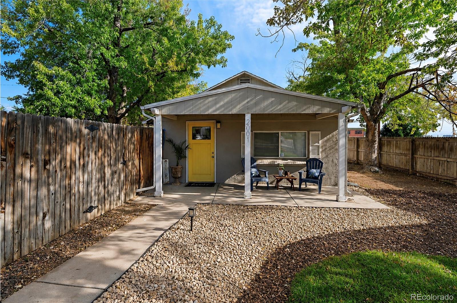 2001 W Wesley Avenue