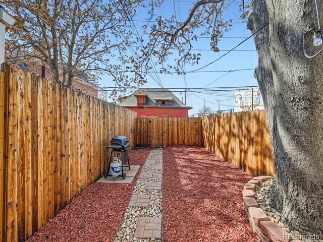 453 S Lincoln Street