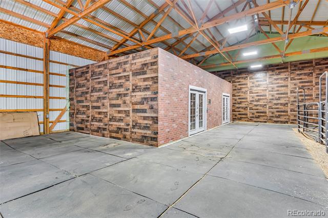 4005 Oak Grove Circle