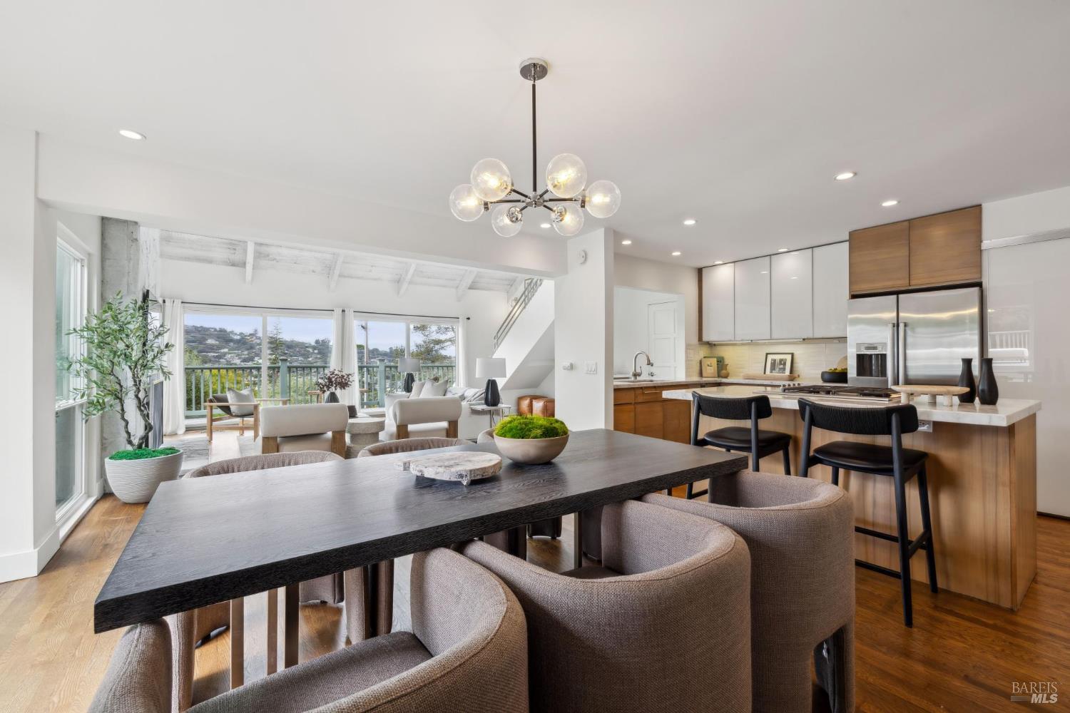 1837 Centro West Street