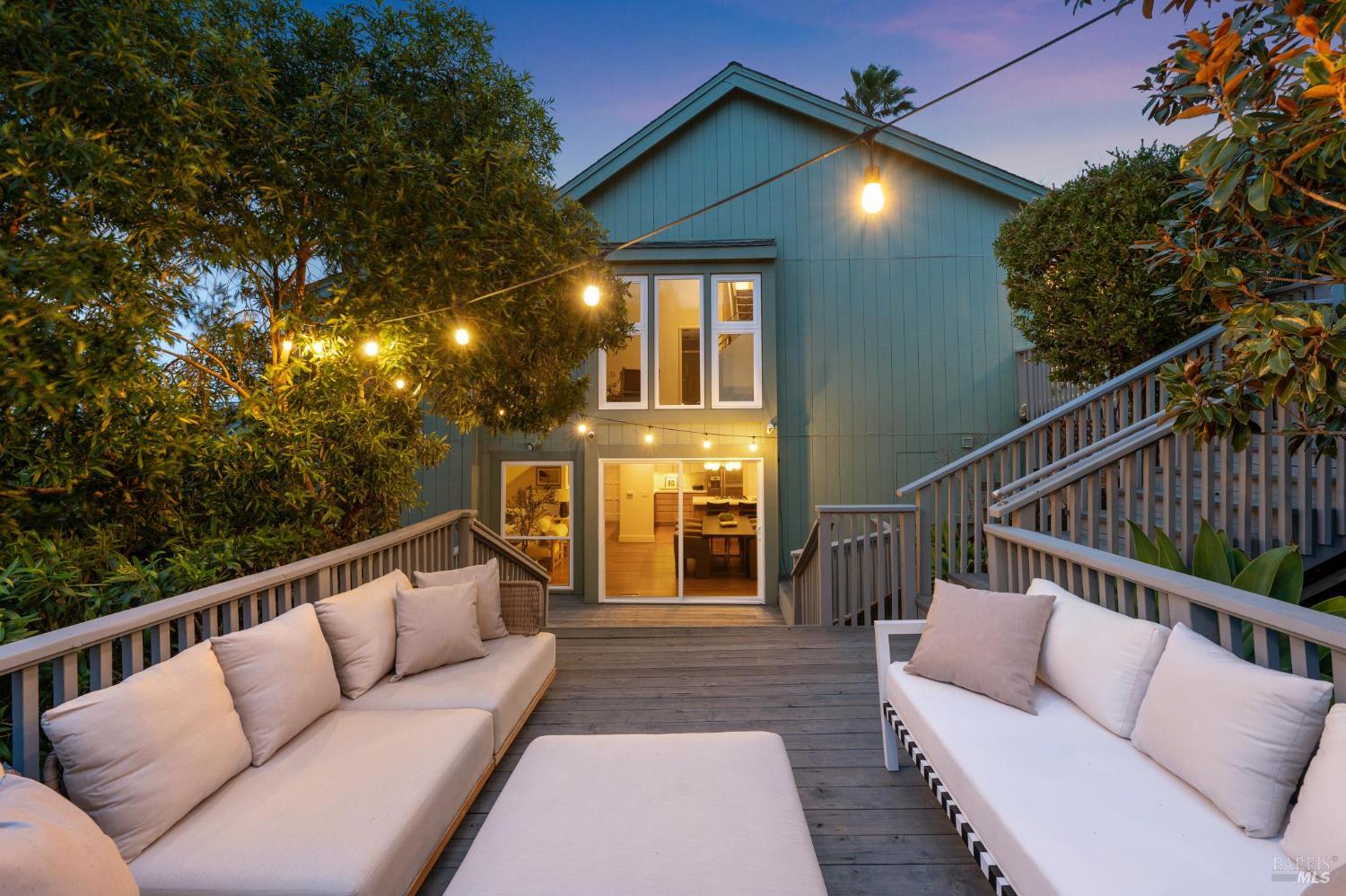 1837 Centro West Street