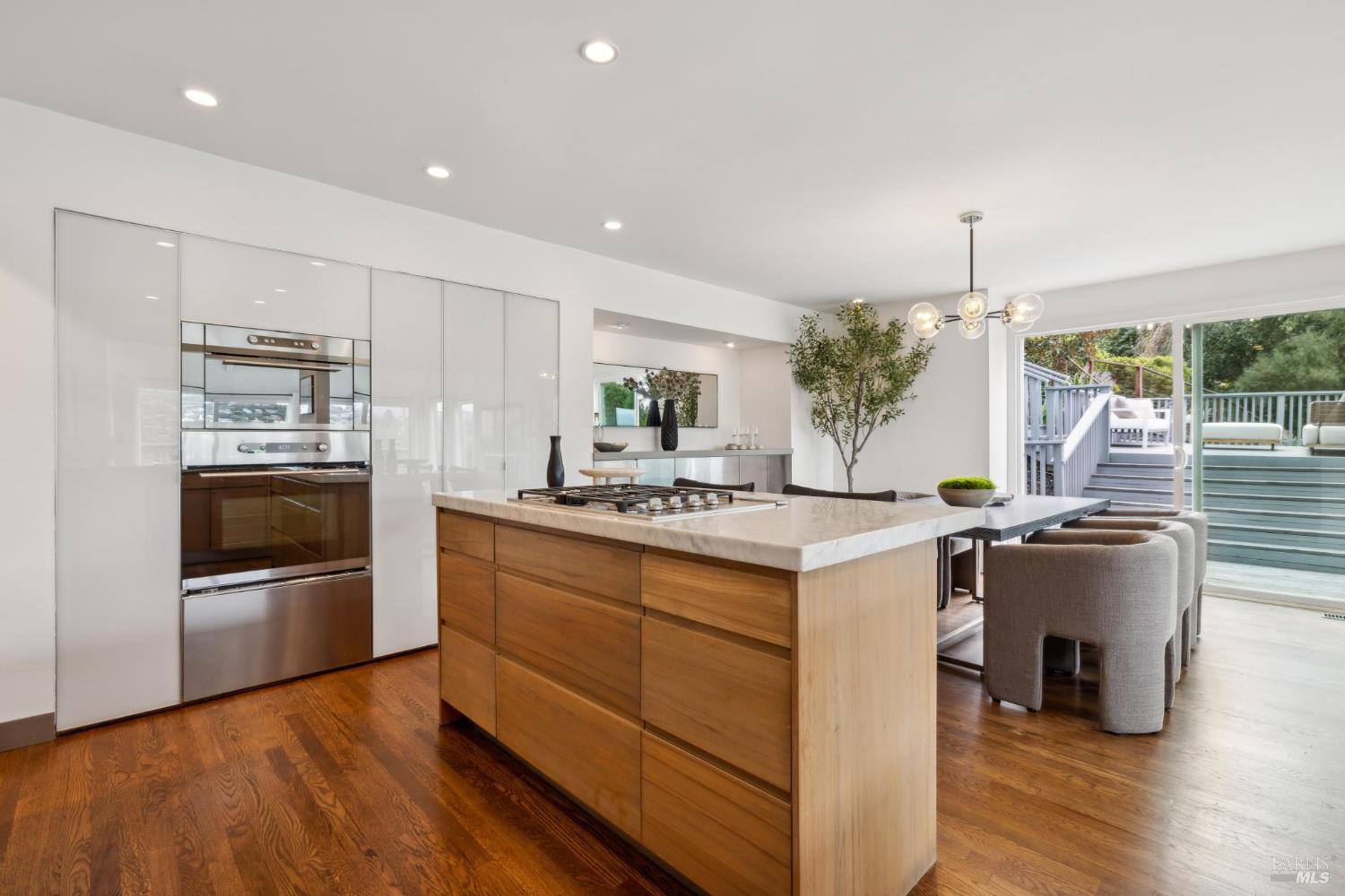 1837 Centro West Street