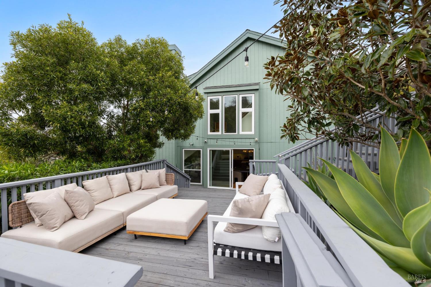 1837 Centro West Street