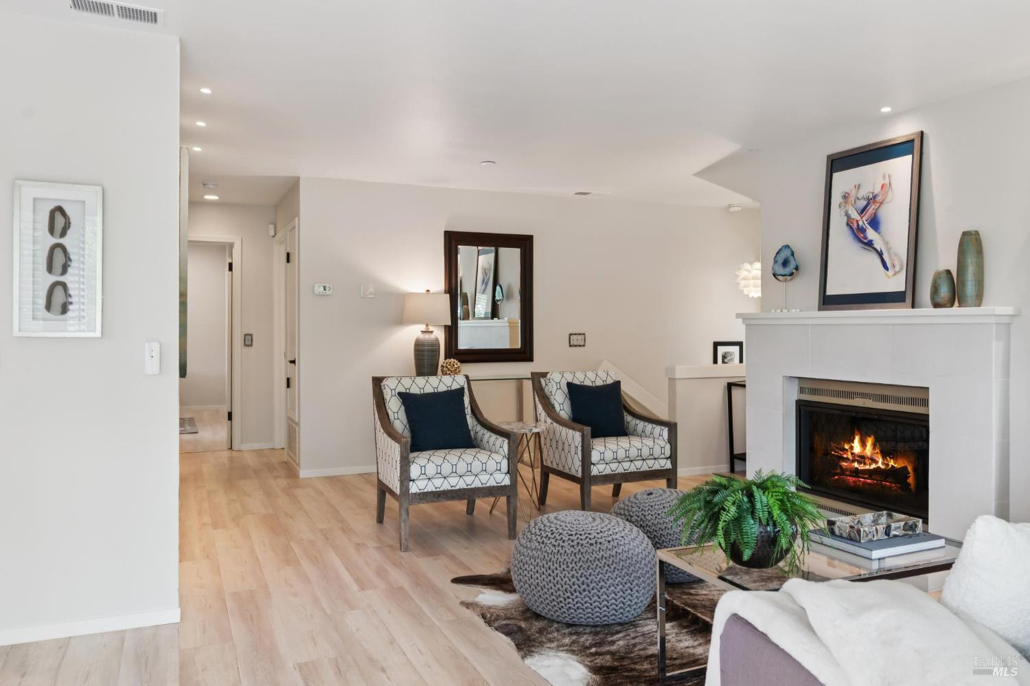10 Tanoak Court