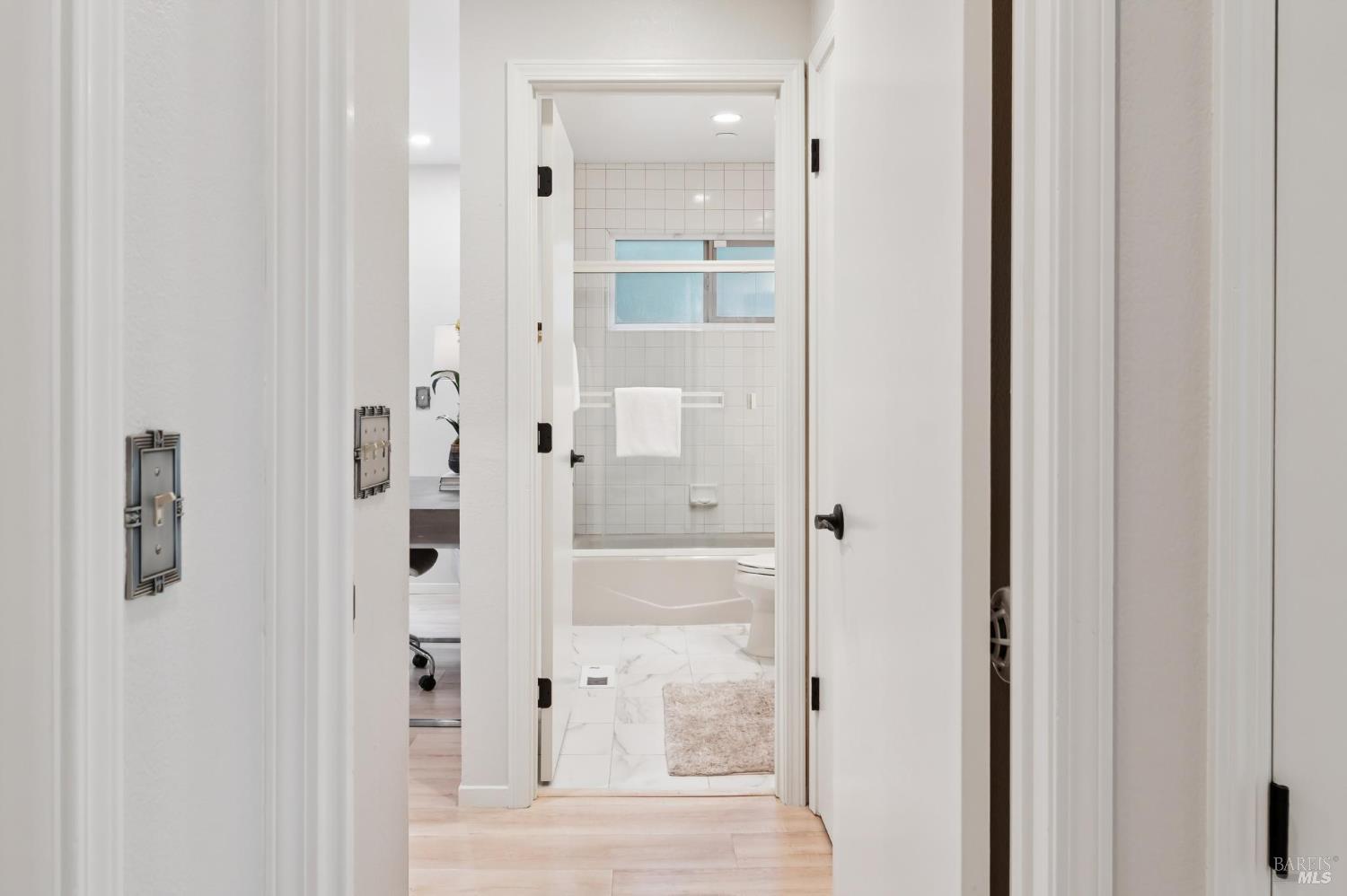 10 Tanoak Court